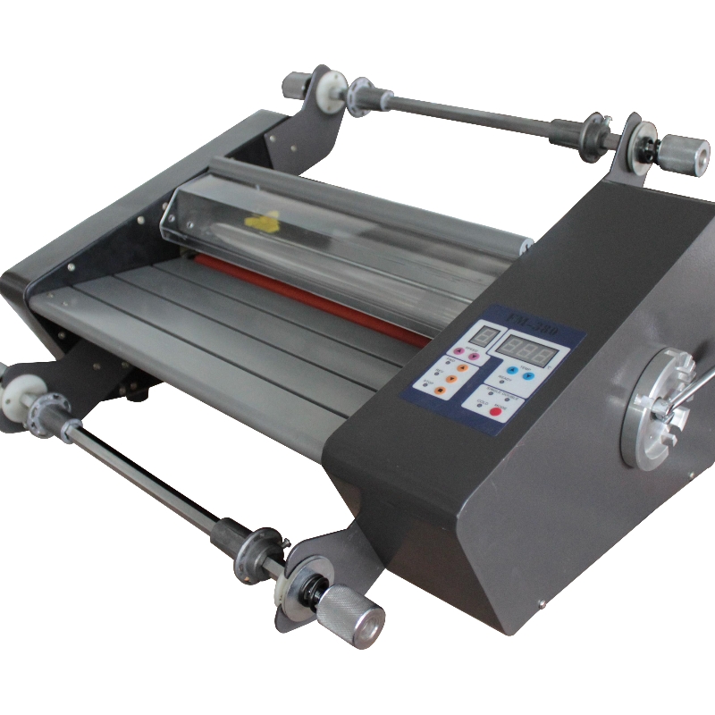 Máquina laminadora de rollo caliente FM380
