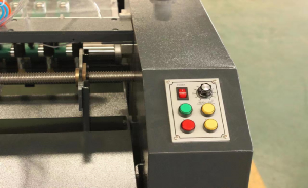 Machine de revêtement UV automatique