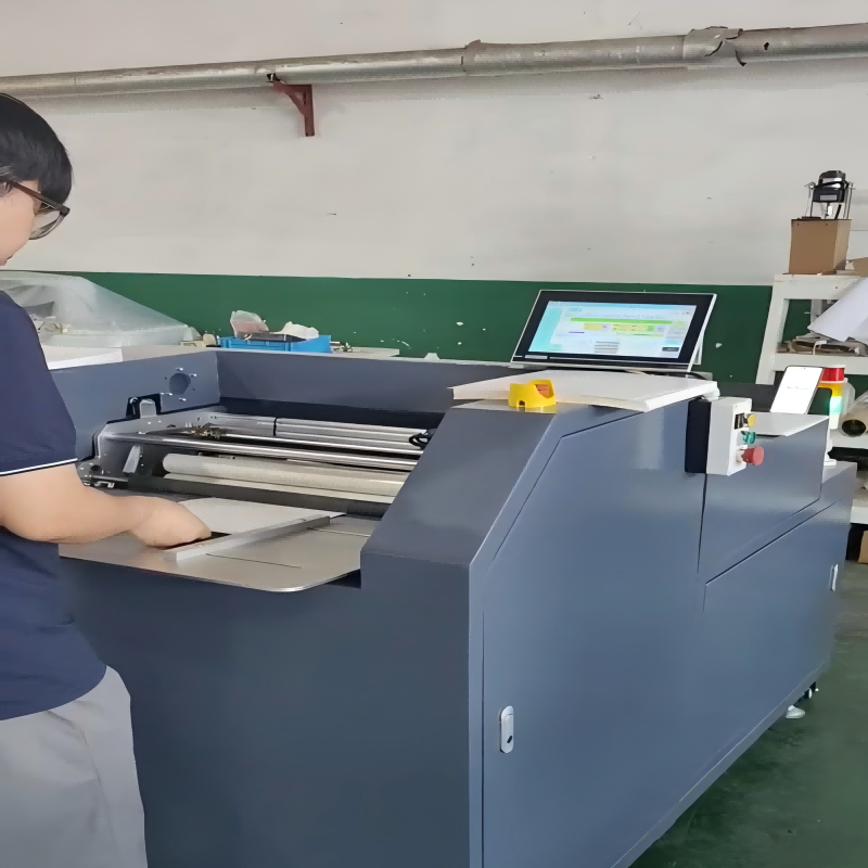 machine automatique de fabrication d'albums de mariage