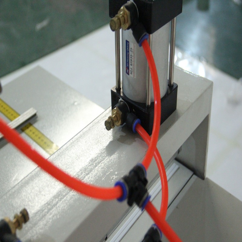 Pneumatic Creasing Machine